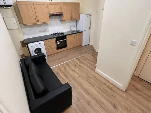 Flat for rent in Royal Borough of Greenwich, Greater London