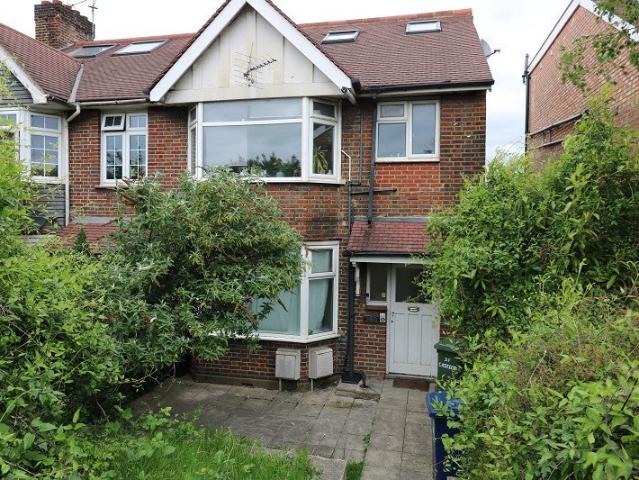 Flat for rent in Hanger Hill Garden Estate, Greater London