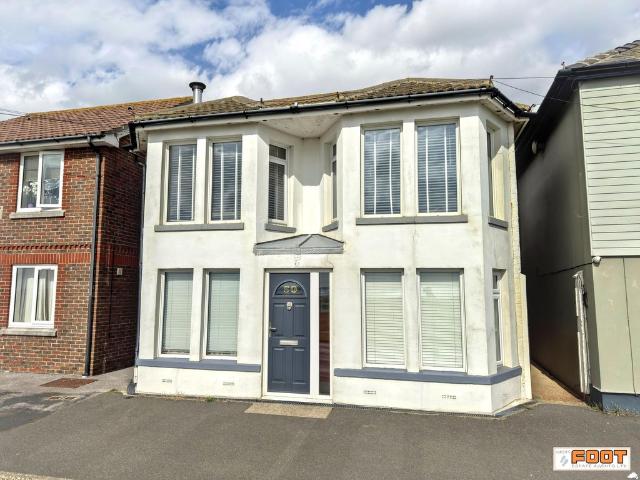 Flat for rent in West Town, Havant