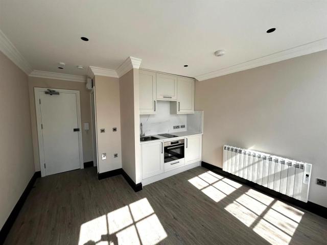 Flat for rent in Brunswick, Brighton