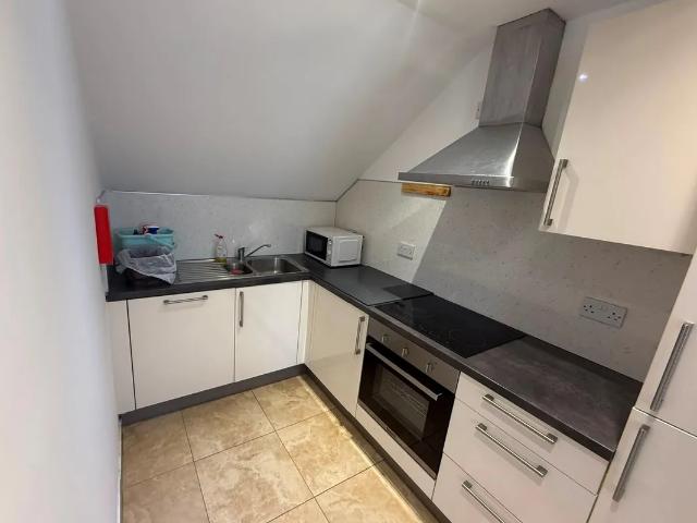 Flat for rent in Saltmead, Falcon Lodge