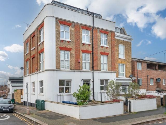 Flat for rent in Colney Hatch, Isle Of Man