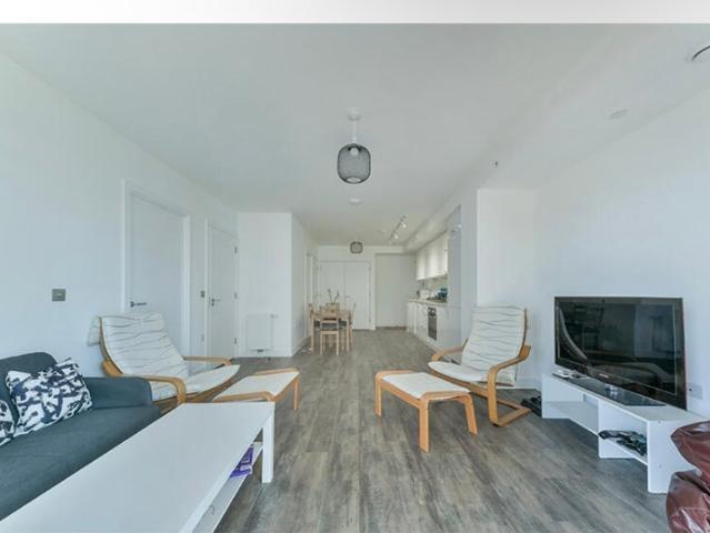 Flat for rent in London Borough of Newham, Greater London