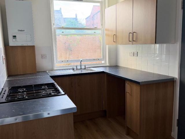 Flat for rent in Greenbank, Plymouth