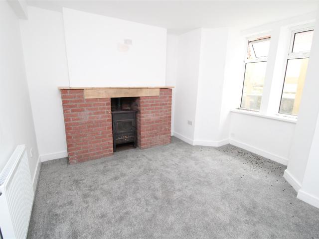 Flat for rent in Maerdy, Ferndale
