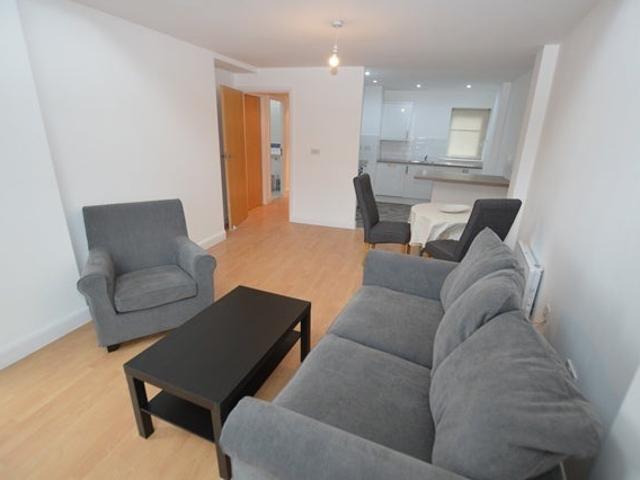 Flat for rent in Leylands, West Yorkshire
