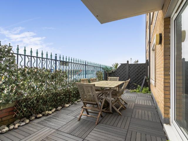 Flat for rent in Roedean
