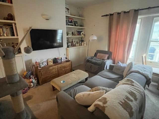 Flat for rent in Clapham Junction, Greater London