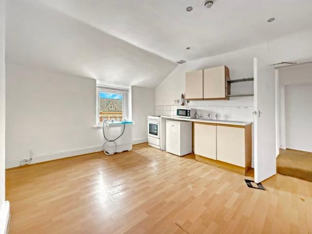 Flat for rent in Plasnewydd, Cardiff