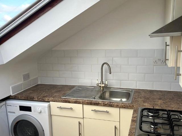 Flat for rent in West Ealing, Greater London