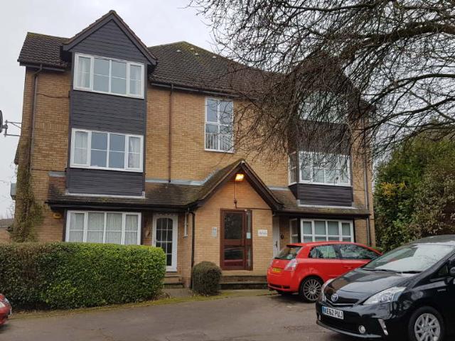 Flat for rent in London Borough of Barnet, Greater London