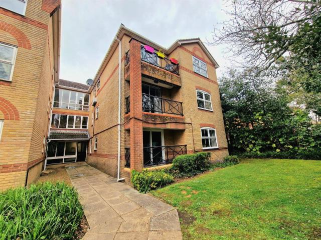 Flat for rent in Bedford Place, Southampton