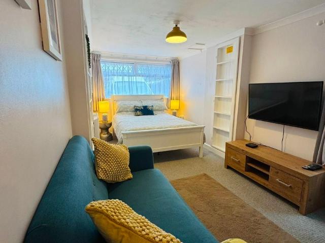 Flat for rent in East Cliftonville, Thanet