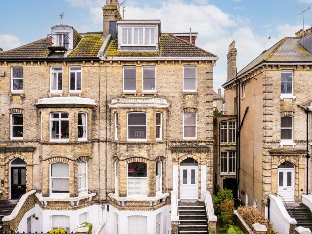 House for rent in Aldrington