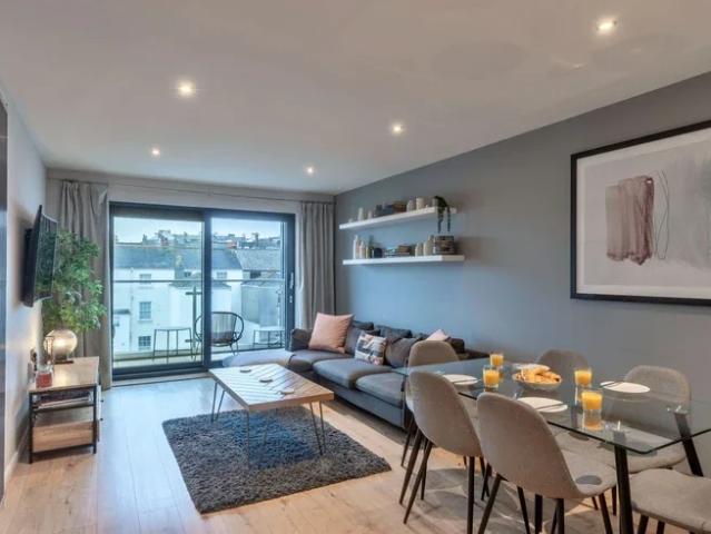 Flat for rent in West Hoe, Mount Wise