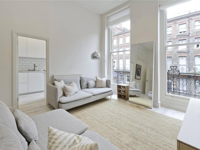 Apartment for rent in Marylebone, Greater London