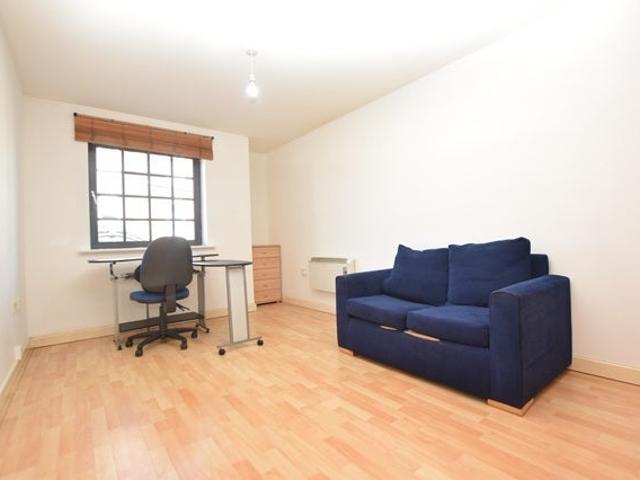Flat for rent in City Centre, South Yorkshire