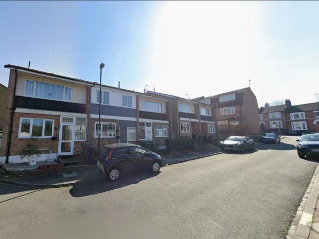 Flat for rent in London Borough of Lewisham, Greater London