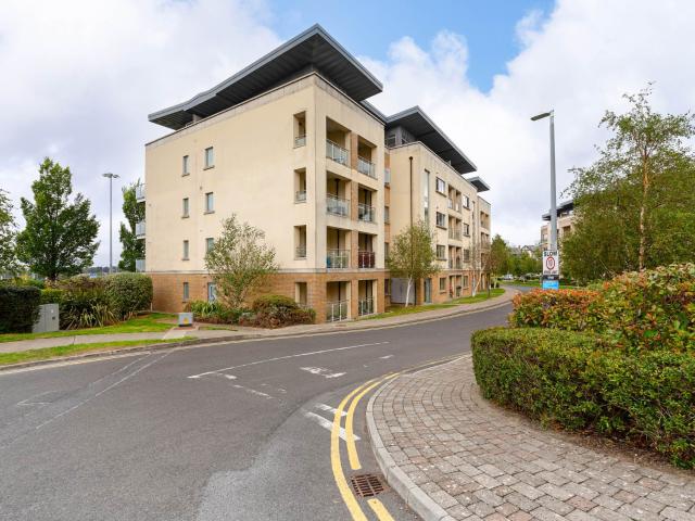 Apartment to rent in Carrickmines, North Tipperary