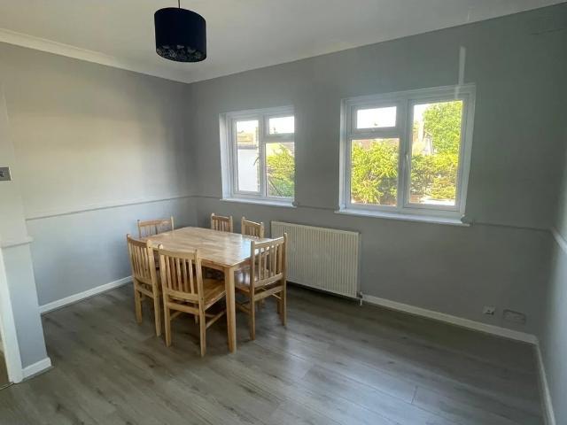 Flat for rent in Alton Barnes, Essex