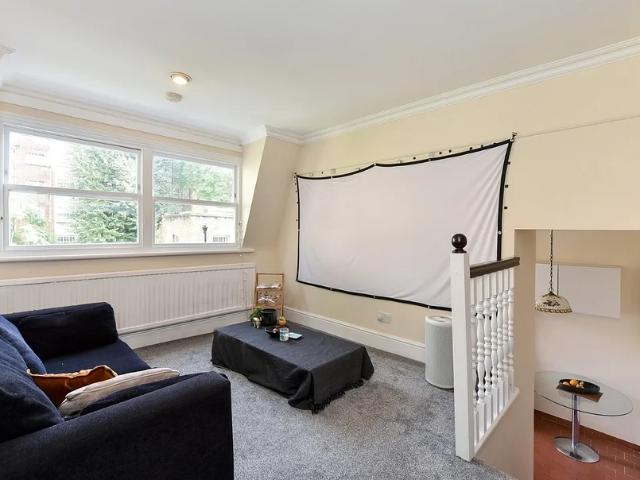 Flat for rent in Chelsea, Greater London