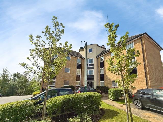 Flat for rent in Hampton Hargate, Peterborough