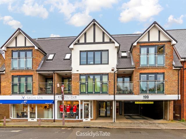 Flat for rent in Radlett, Hertfordshire