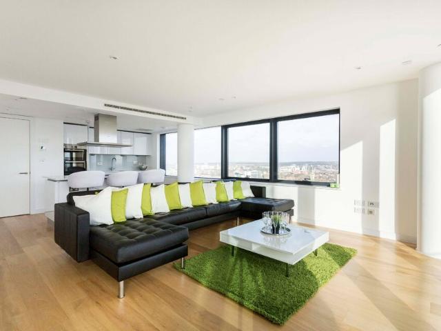 Flat for rent in St Mary's, City Of Southampton