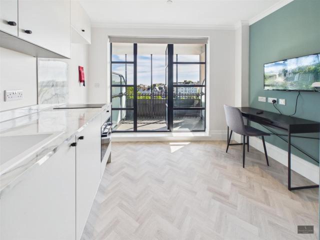 Flat for rent in West Cliff, Bournemouth