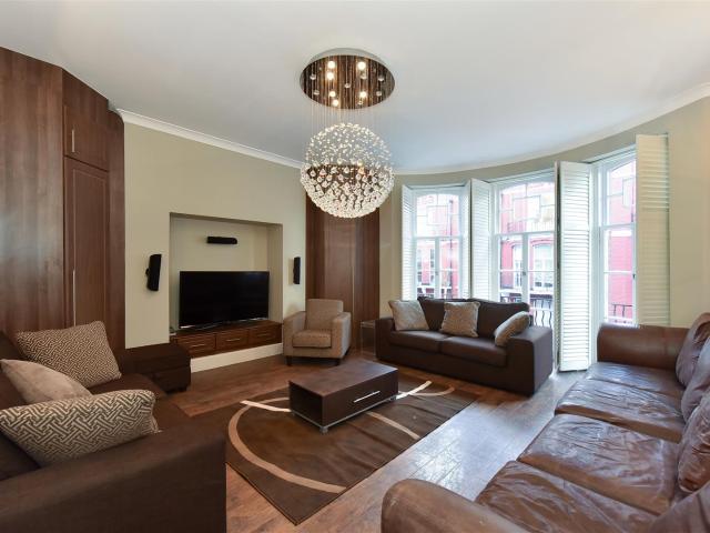 Flat for rent in Paddington, Isle Of Man