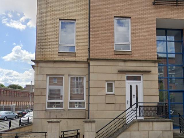 Flat for rent in Hutchesontown, Gorbals