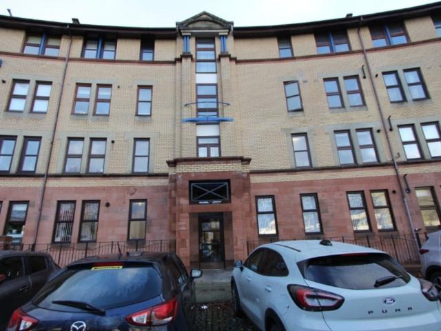 Flat for rent in Hutchesontown, Gorbals