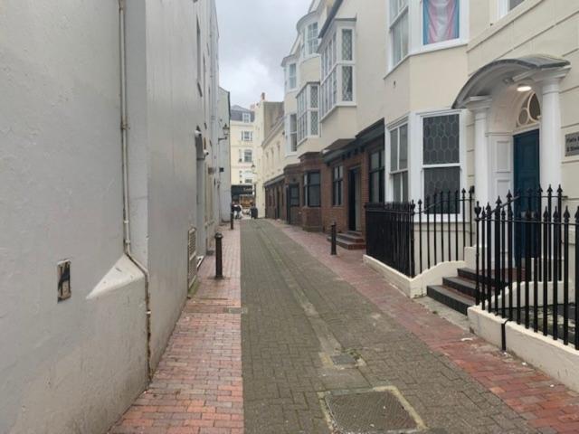 Flat for rent in Queen's Park, Brighton