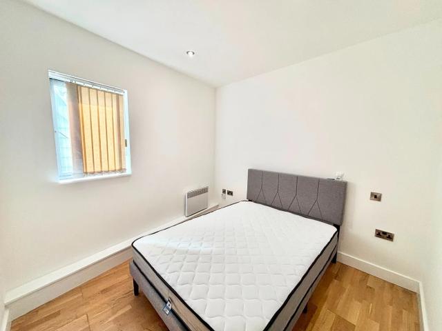 Flat for rent in Georgia, Greater Manchester