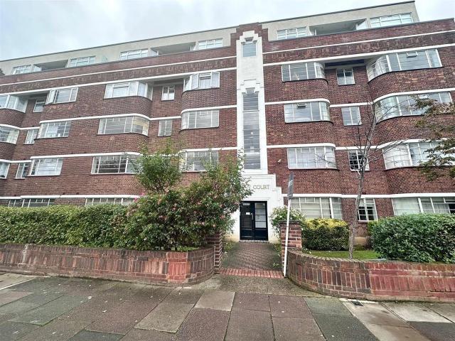 Flat for rent in Dollis Hill, Greater London
