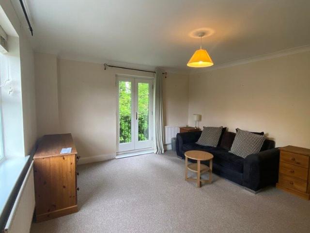 Flat for rent in Parrs Wood, Georgia