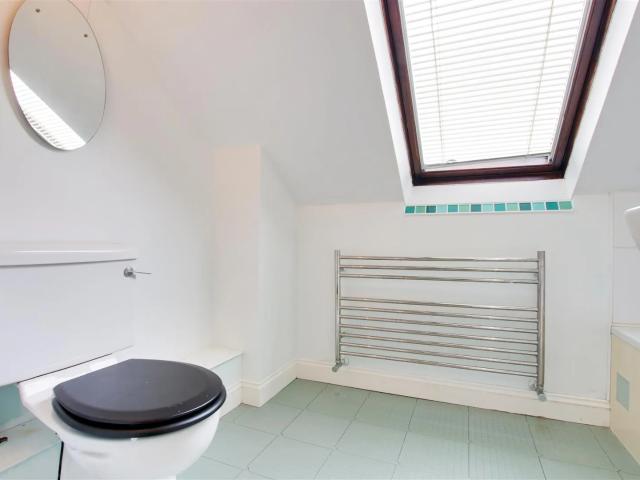 Flat for rent in Kings Hill, Colliers End