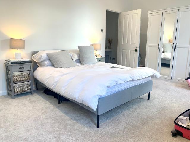 Flat for rent in London Borough of Hammersmith and Fulham, Greater London