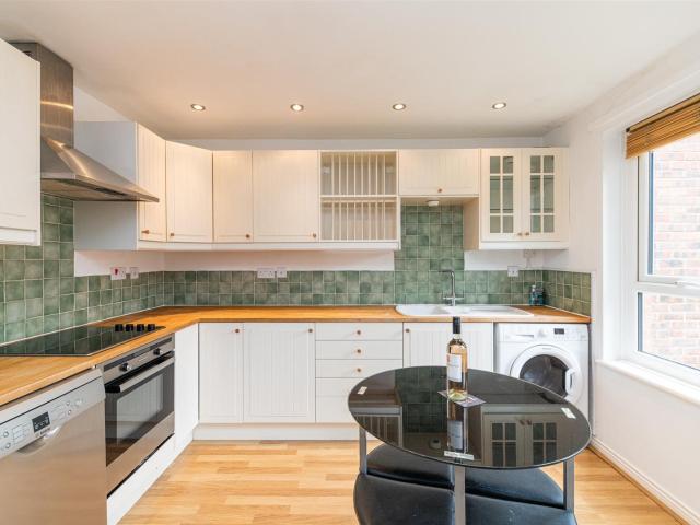 Flat for rent in Cradlewell, Newcastle upon Tyne