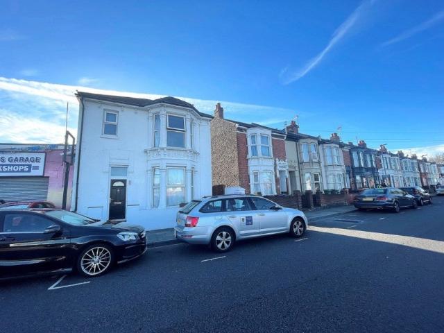 Flat for rent in Fratton, City Of Portsmouth
