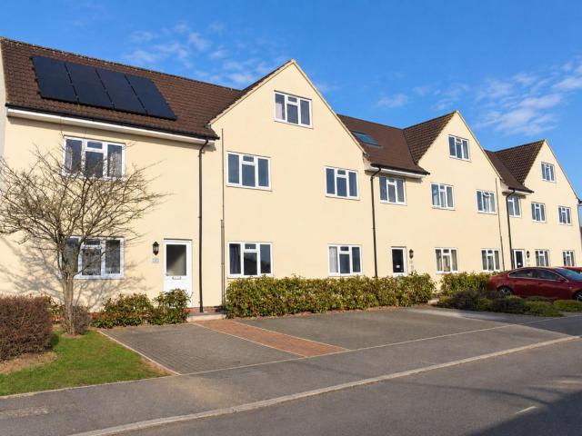 Flat for rent in Evershot, Oxfordshire