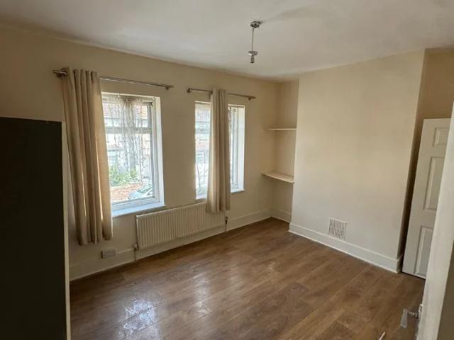 Flat for rent in Greater London