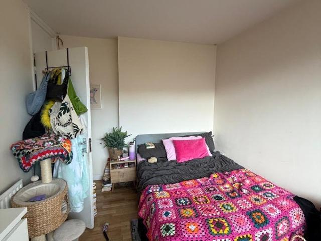 Flat for rent in Homerton, Greater London