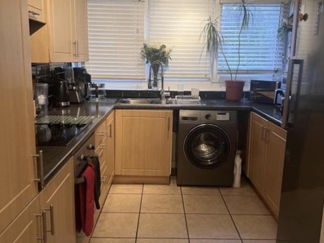 Flat for rent in Woodford, Greater London