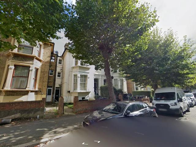 Flat for rent in Upper Clapton, Greater London