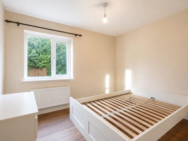 Flat for rent in Yiewsley, Greater London