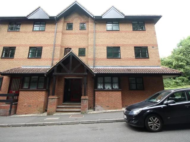 Flat for rent in Hertsmere Meriden, Hertfordshire