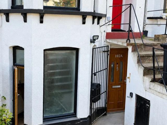Flat for rent in London Borough of Croydon, Greater London