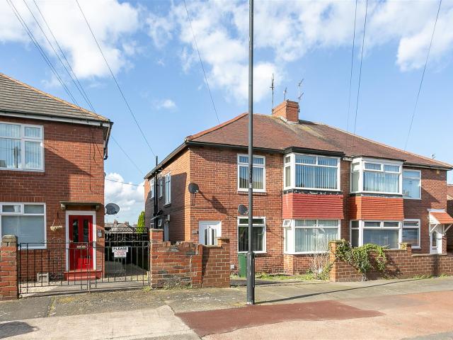 Flat for rent in Coxlodge, Tyne And Wear