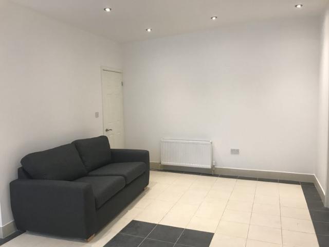 Flat for rent in Leyton, Greater London